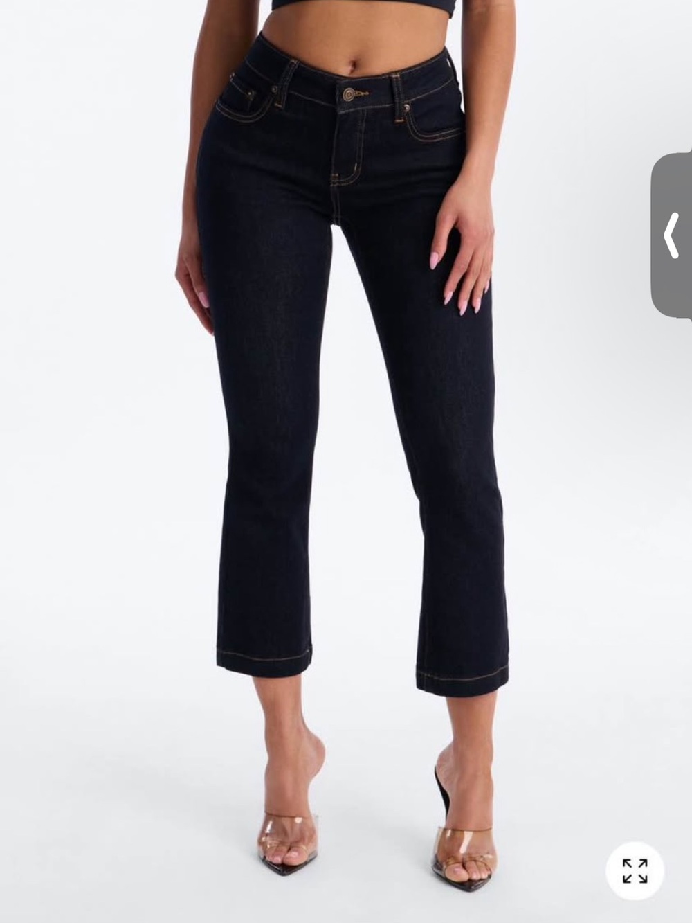 Dark blue capri jeans